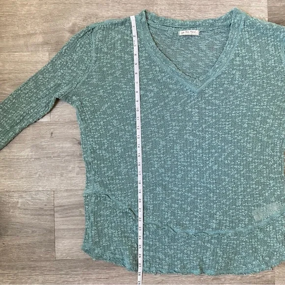 Free People Ocean Air Hacci Tunic Knit Sweater Top Seafoam Moss Small - Picture 9 of 14